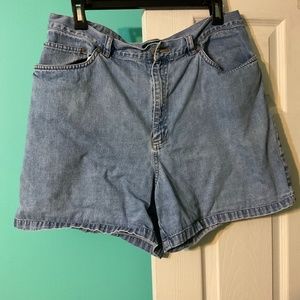 Lauren jeans company size 16 shorts